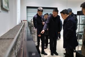 湖南洞口縣委書記吳韜到訪高遠(yuǎn)路業(yè)集團并簽訂合作框架協(xié)議