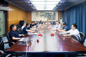 中交基礎設施養護集團董雨明一行到訪高遠路業集團 共探公路養護創新模式
